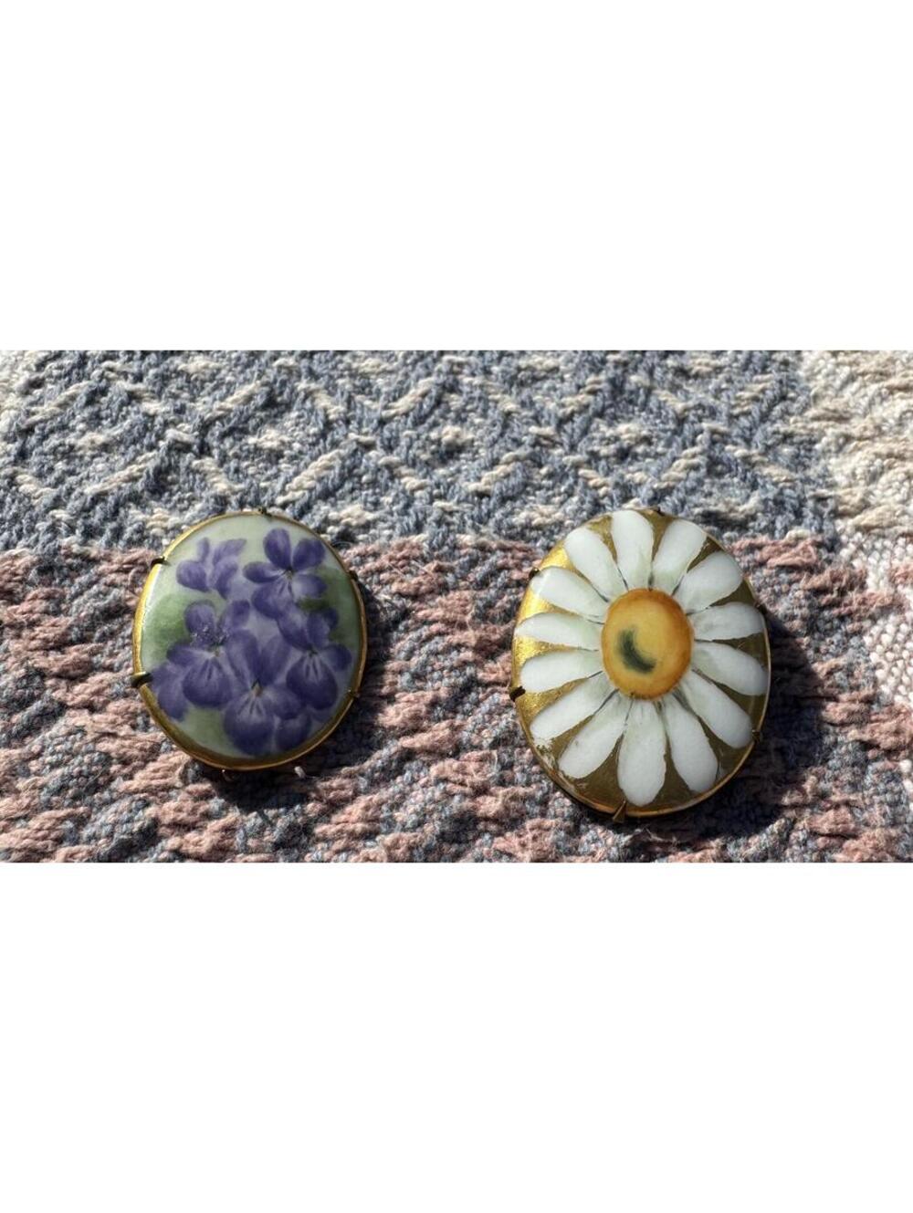 Vintage Floral Porcelain Brooches Set of 2